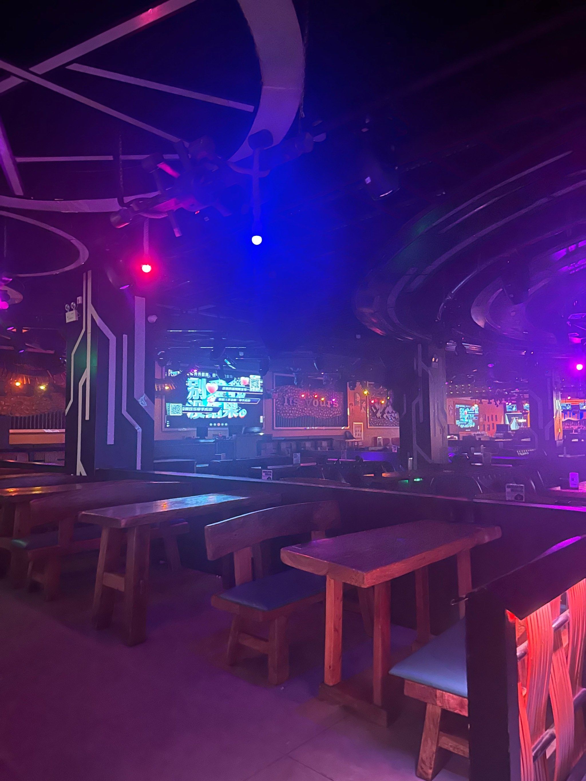 益阳商务KTV尽享商务洽谈与娱乐一体化-安化县ktv预定